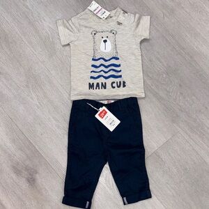 Gray Bear Graphic T-Shirt and Navy Pants Set